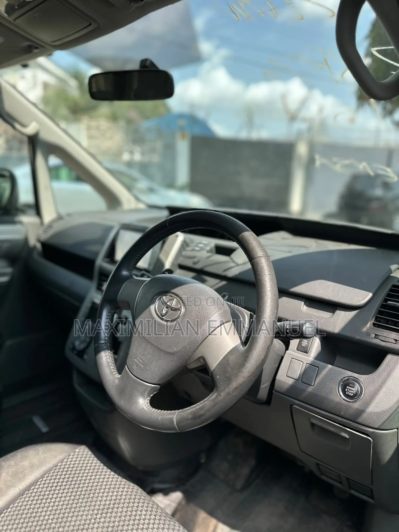 Toyota Noah 2009 Black