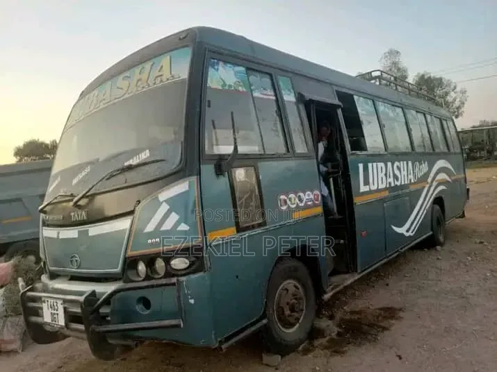 Tata LP 2006 Blue