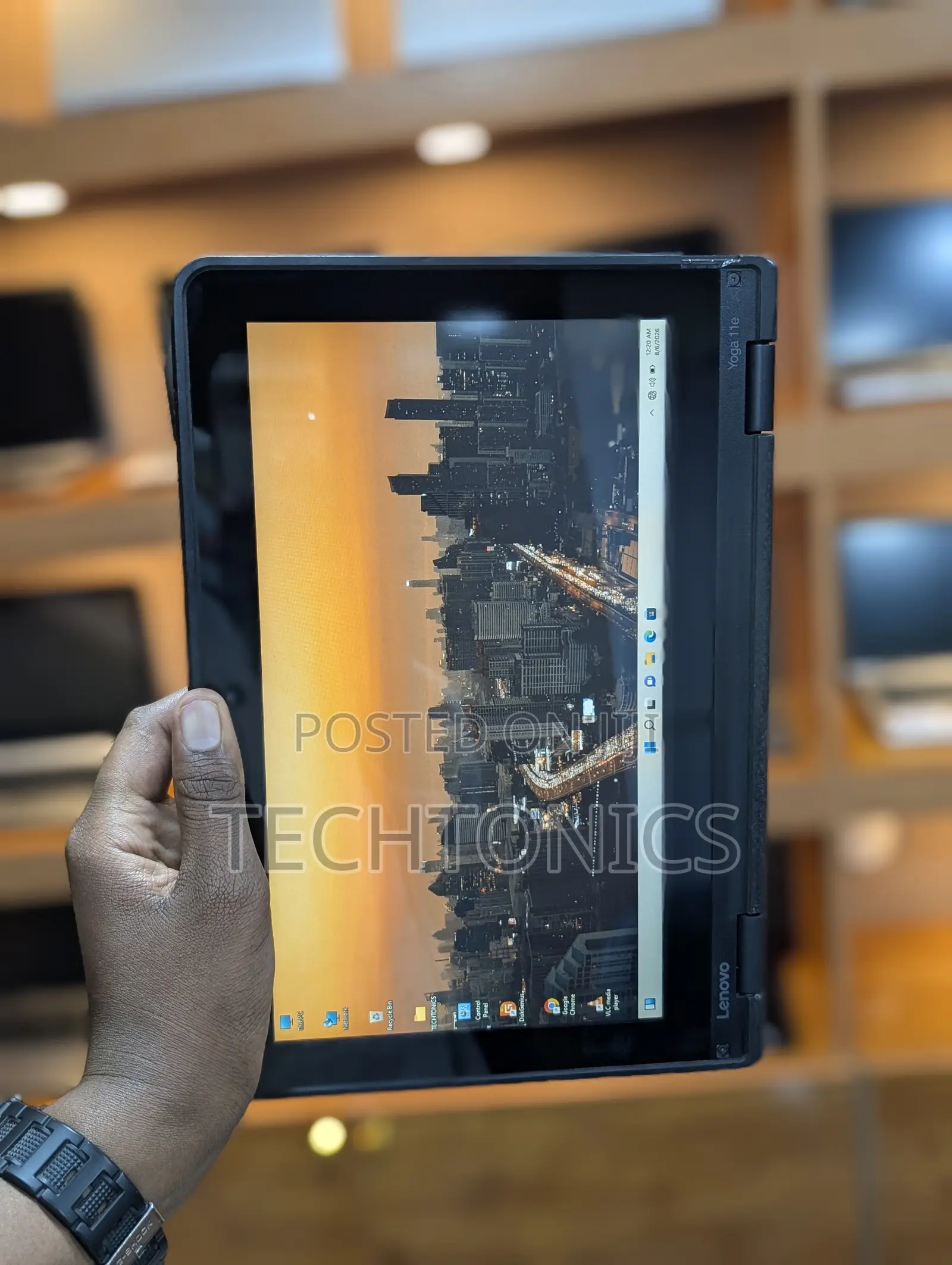 Laptop Lenovo Yoga 11e 8GB Intel Celeron SSD 128GB