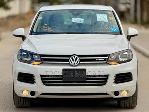 Volkswagen Touareg 2013 White
