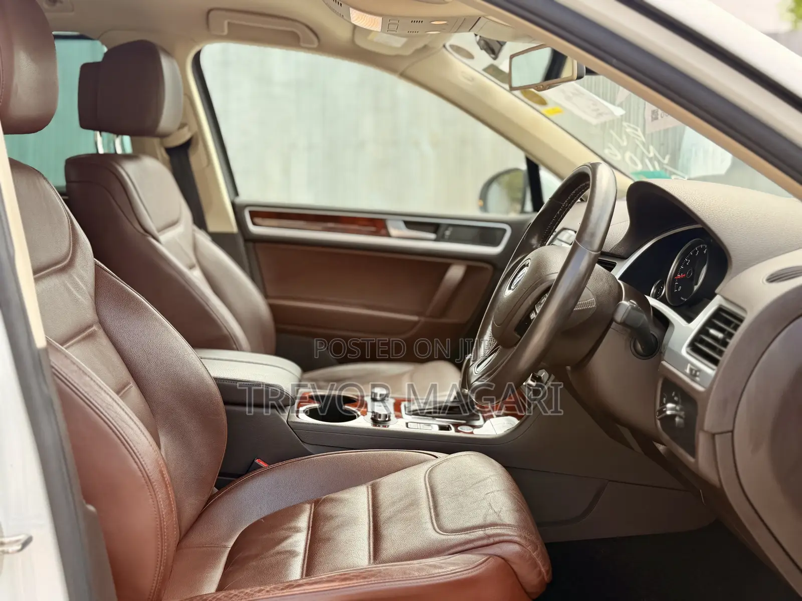 Volkswagen Touareg 2013 White