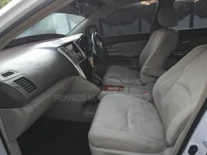 Toyota Land Cruiser 2009 White