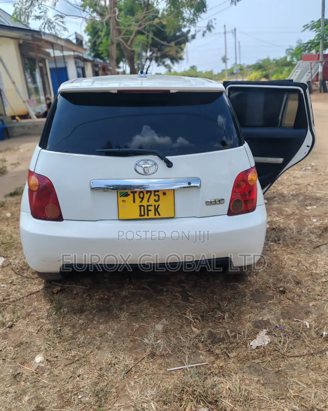 Toyota IST 2005 White
