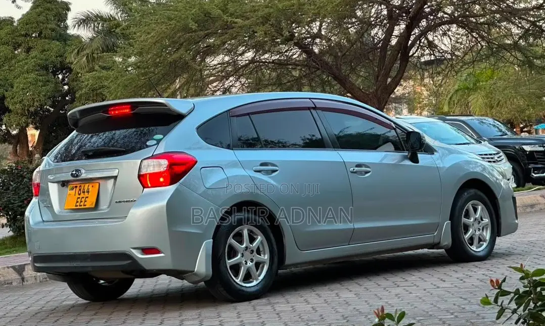 Subaru Impreza 2.0i Hatchback 2012 Silver