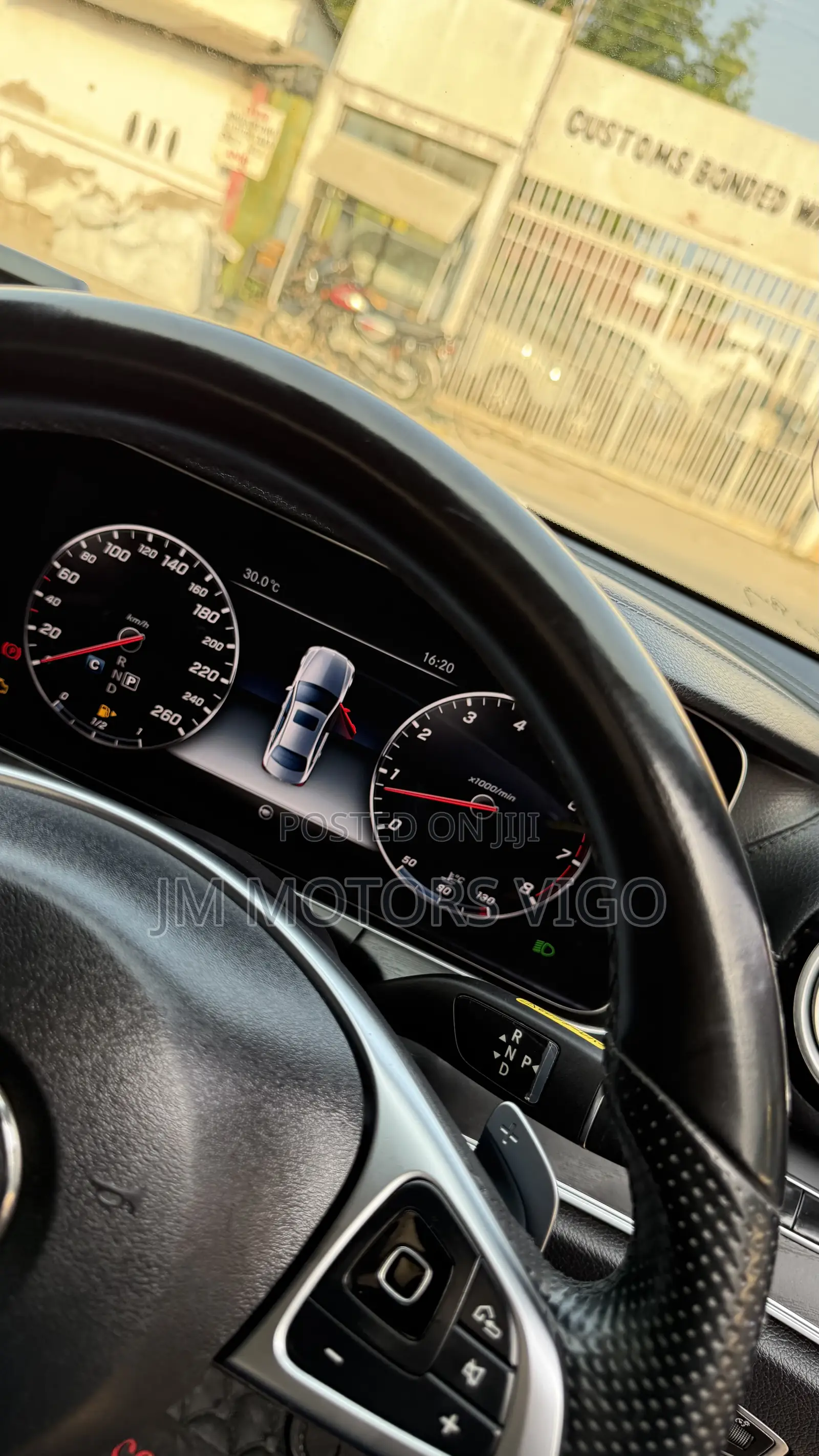 Mercedes-Benz E250 2016 Silver