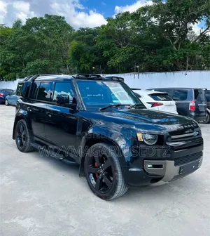 Land Rover Defender 2023 Matt Black