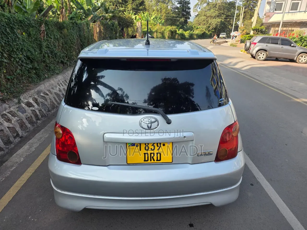 Toyota IST 2003 Silver