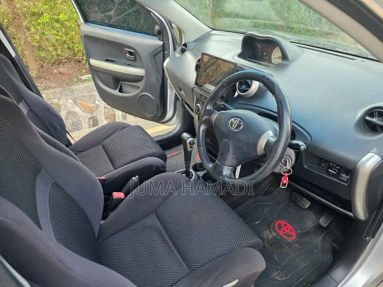 Toyota IST 2003 Silver
