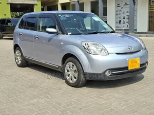 Mazda Verisa 2011 Silver