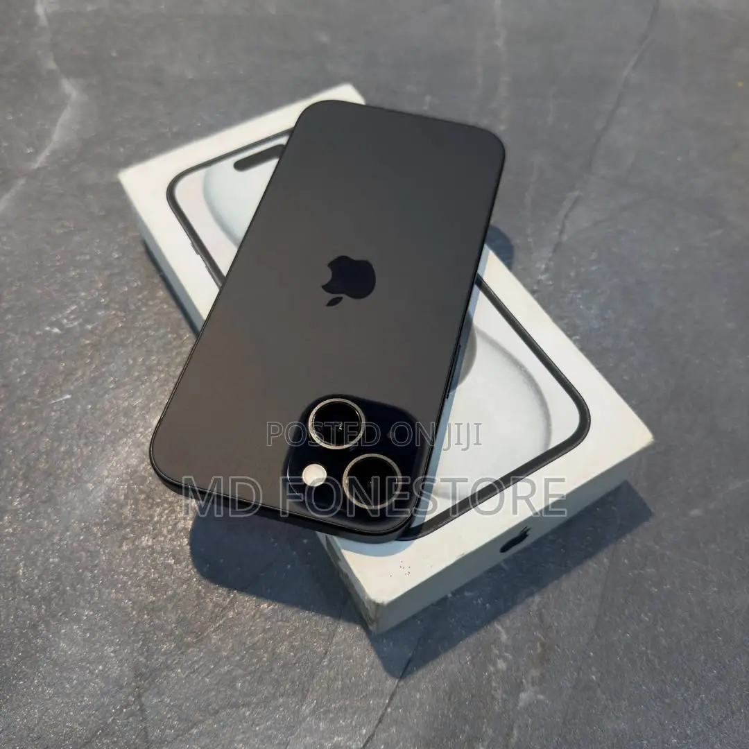 New Apple iPhone 15 256 GB Black