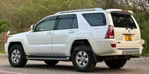 Toyota Hilux Surf 2004 White