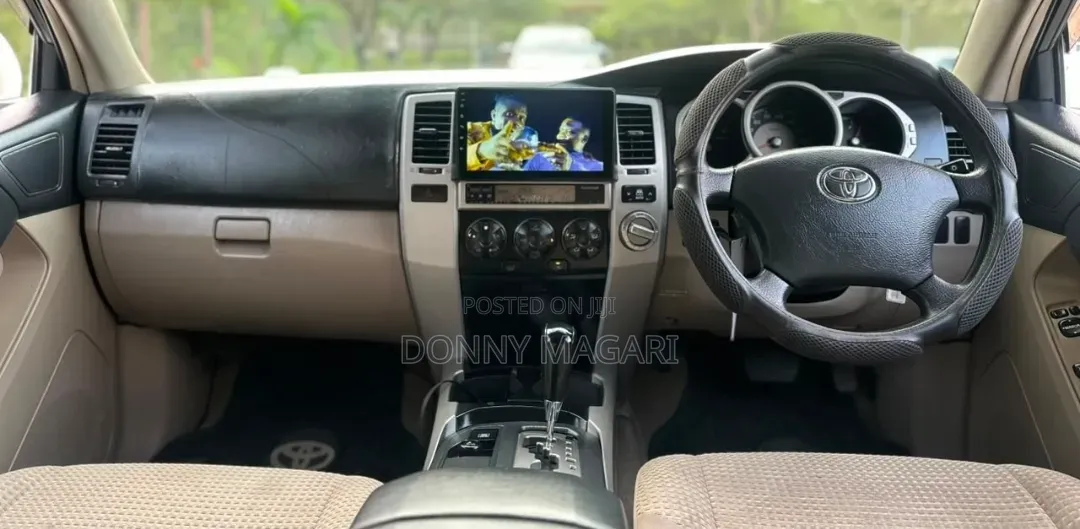 Toyota Hilux Surf 2004 White