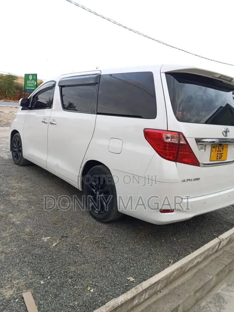 Toyota Alphard 2008 White