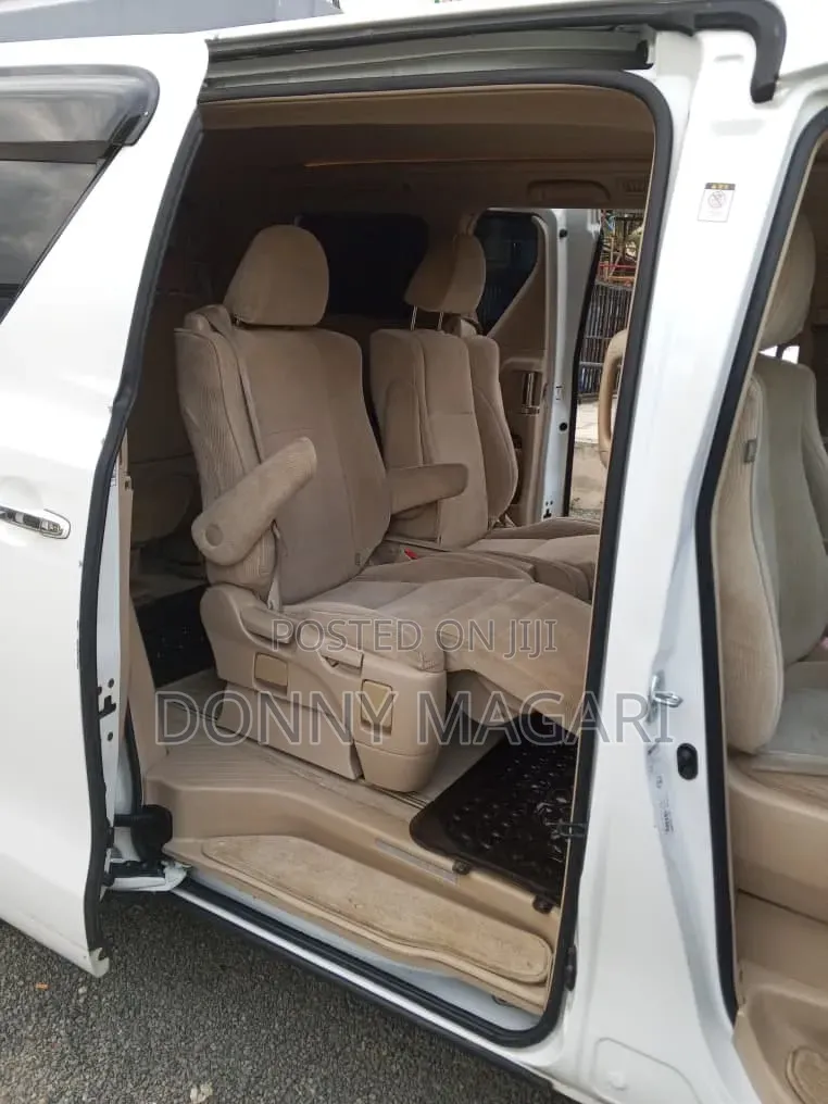 Toyota Alphard 2008 White