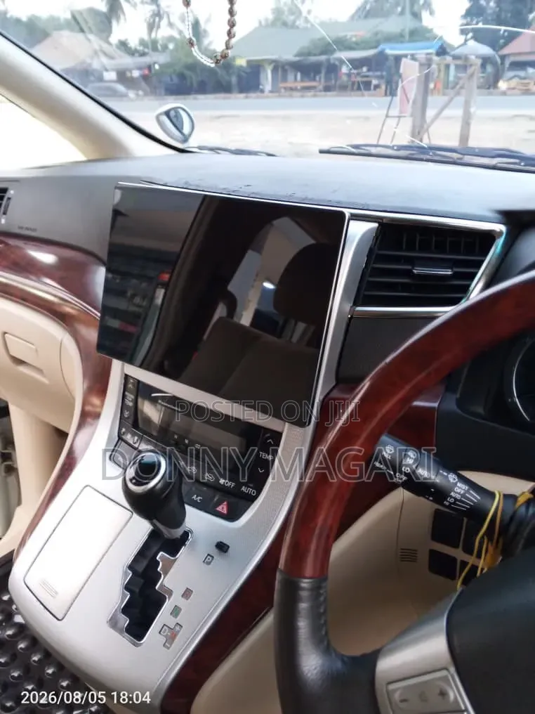 Toyota Alphard 2008 White