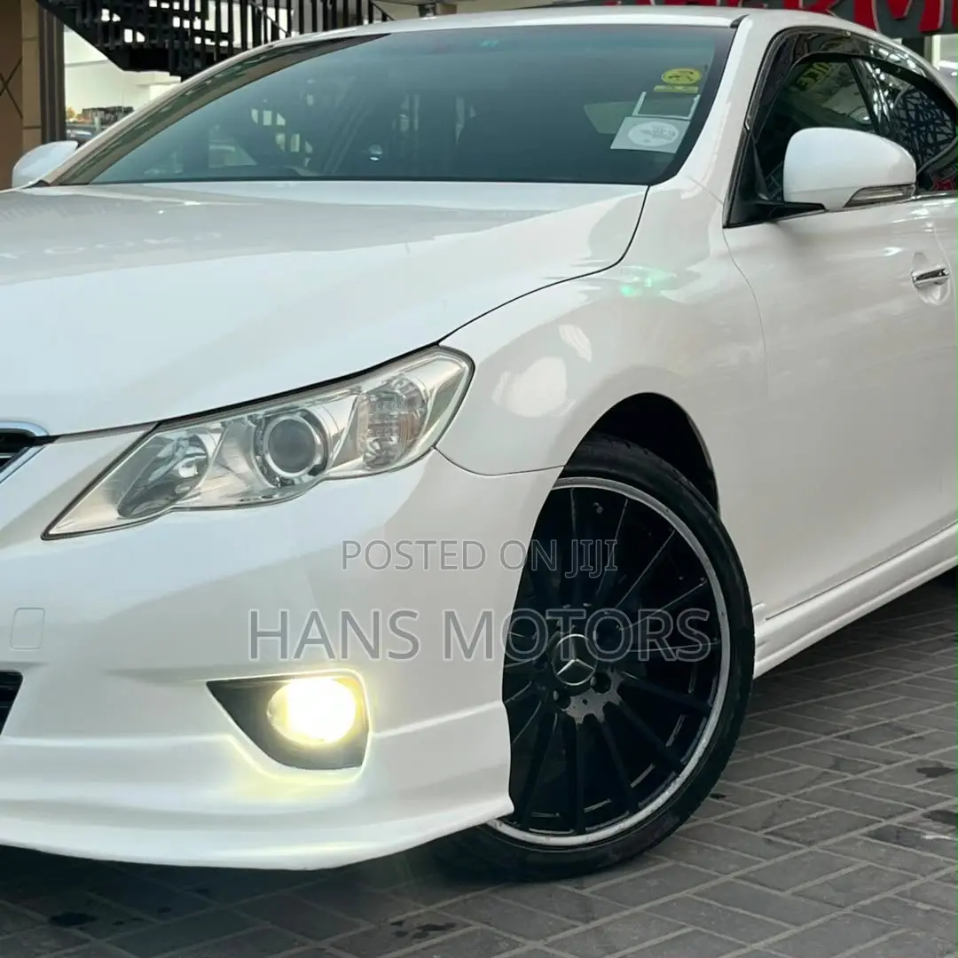 Toyota Mark X 2012 White