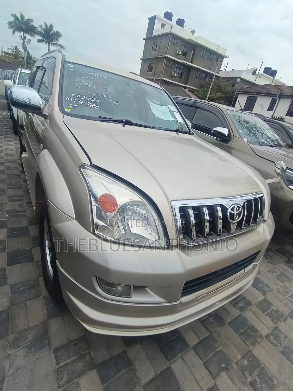 Toyota Land Cruiser Prado 2008 Gold