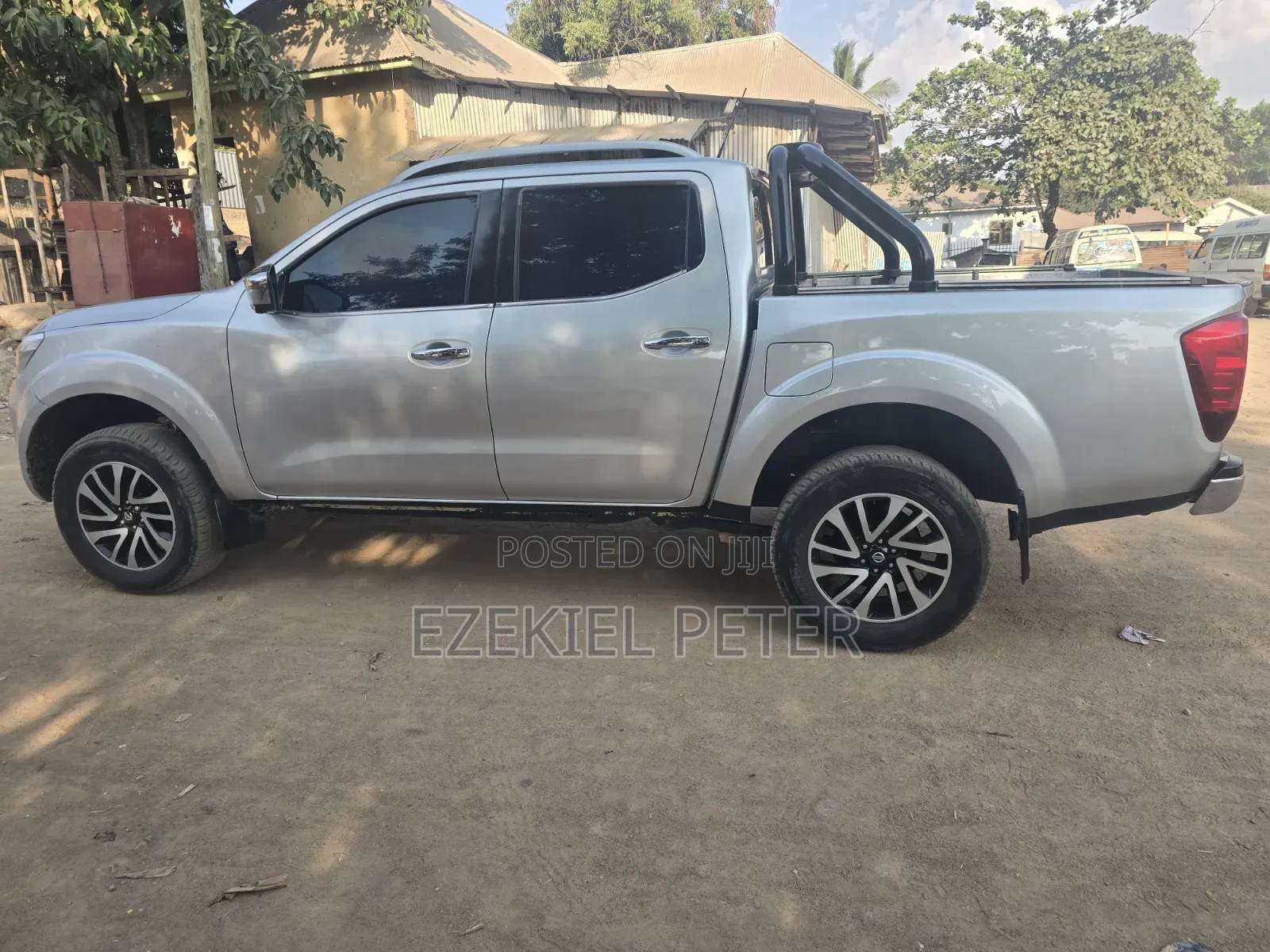 Nissan Navara 2016 Silver