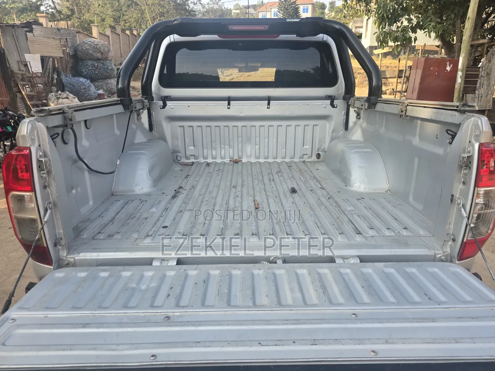 Nissan Navara 2016 Silver
