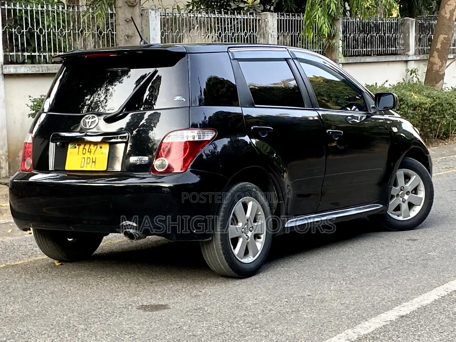 Toyota IST 2003 Black