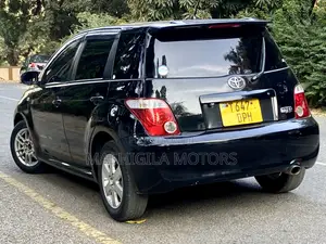 Toyota IST 2003 Black