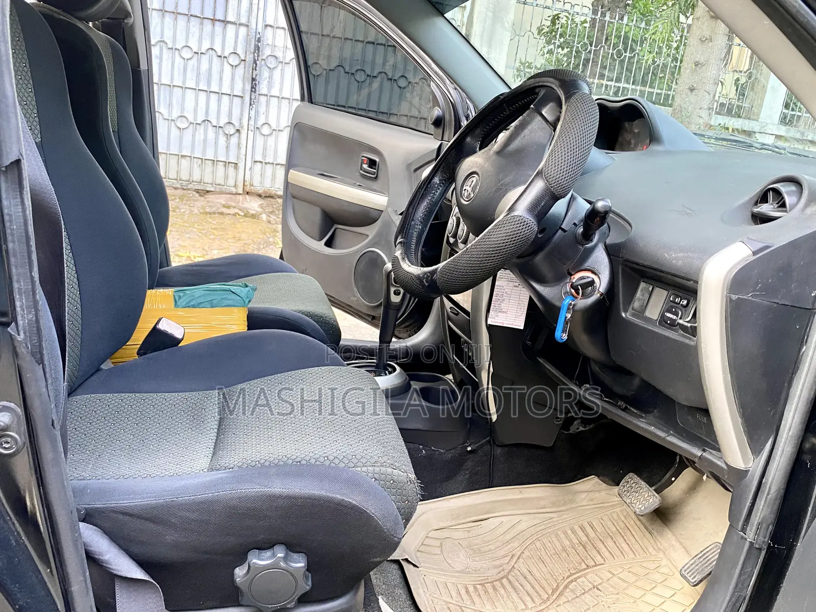 Toyota IST 2003 Black