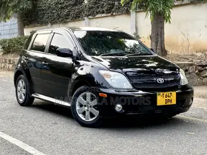 Toyota IST 2003 Black