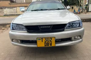 Toyota Carina 2000 Silver