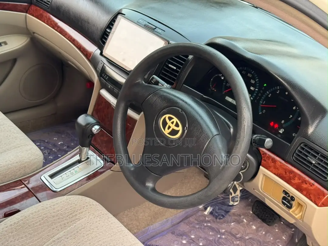 Toyota Premio 2004 White