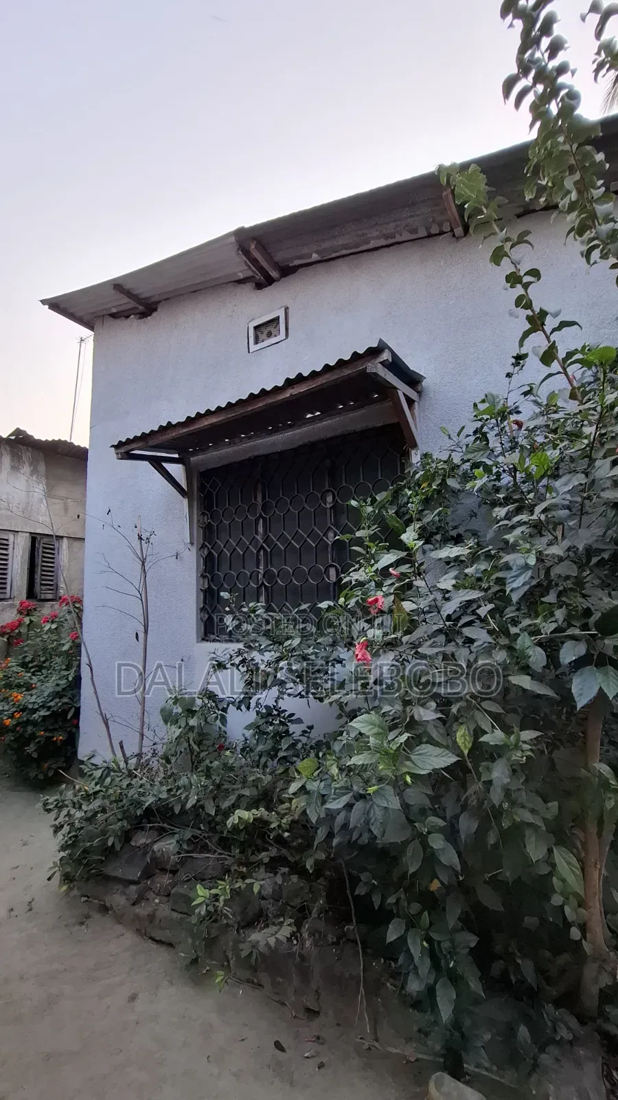2bdrm Bungalow in Sinza Legho for rent