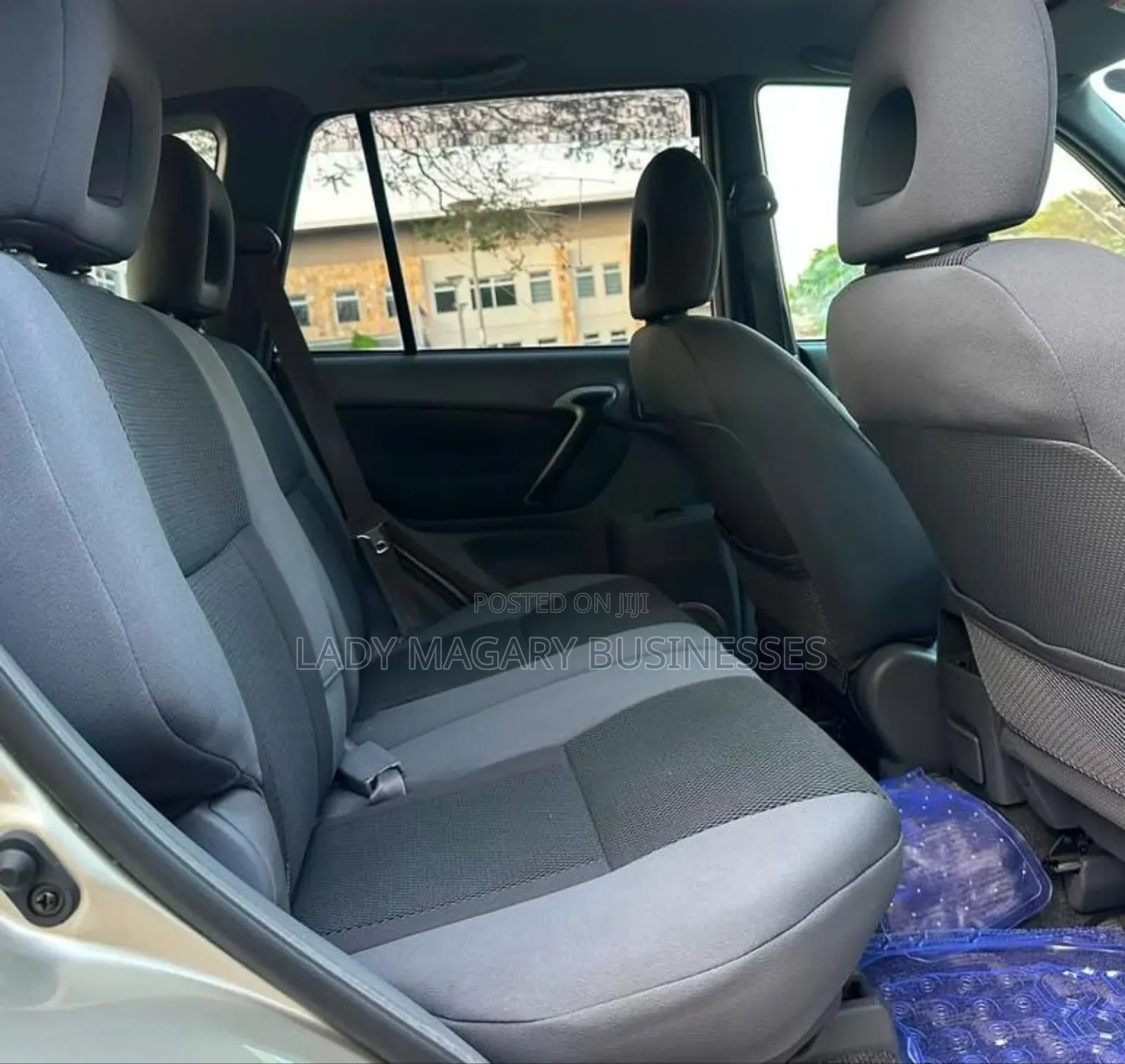 Toyota RAV4 Automatic 2003 Silver