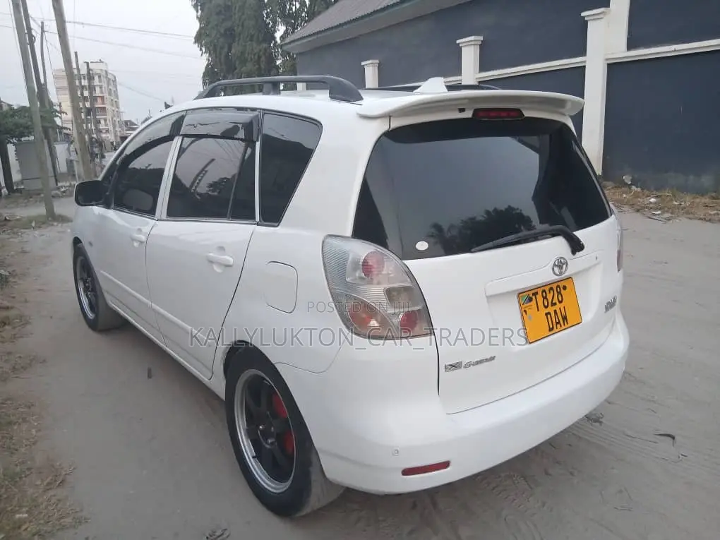 Toyota Wish 2006 White
