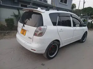 Toyota Wish 2006 White