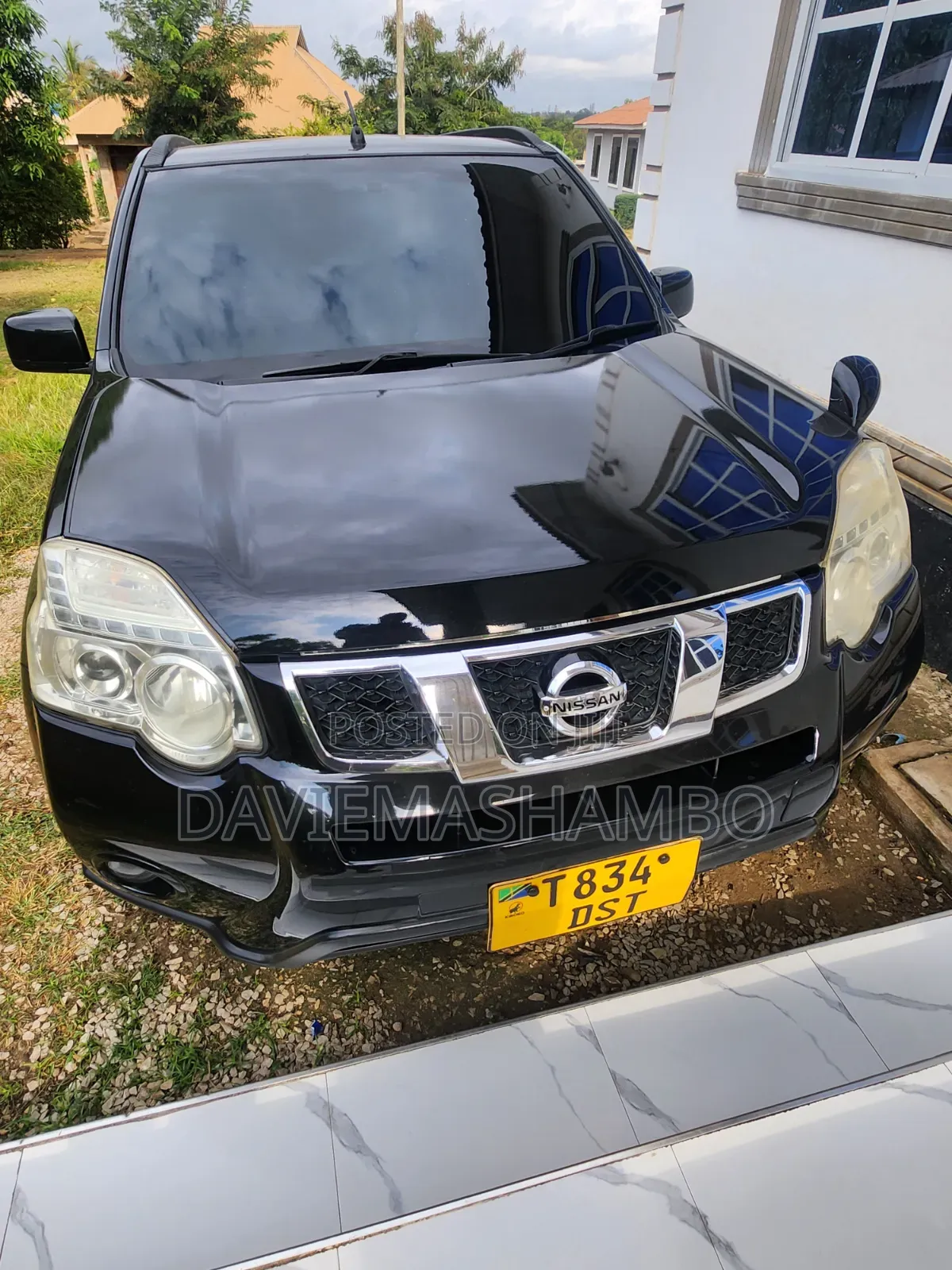 Nissan X-Trail 2.5 Petrol 4x4 SE 2010 Black
