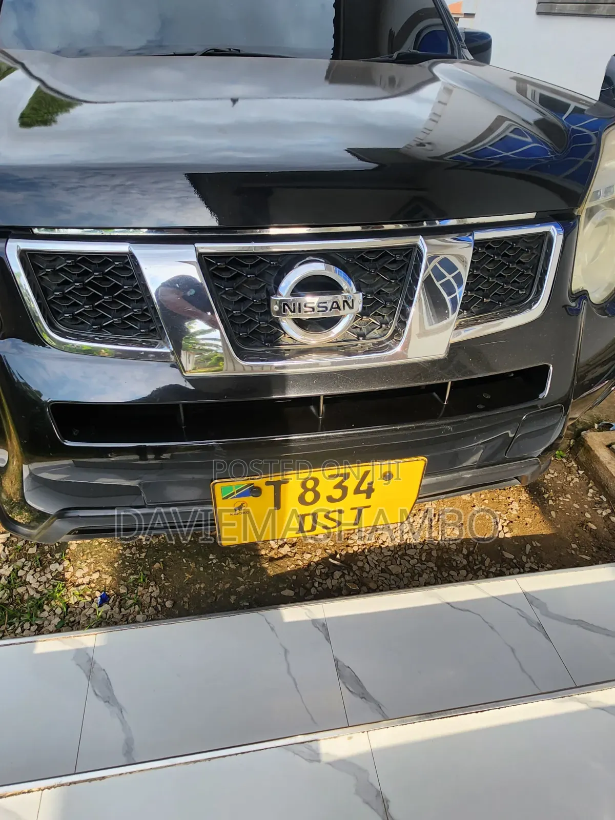 Nissan X-Trail 2.5 Petrol 4x4 SE 2010 Black