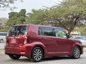 Toyota Corolla Rumion 2010 Maroon