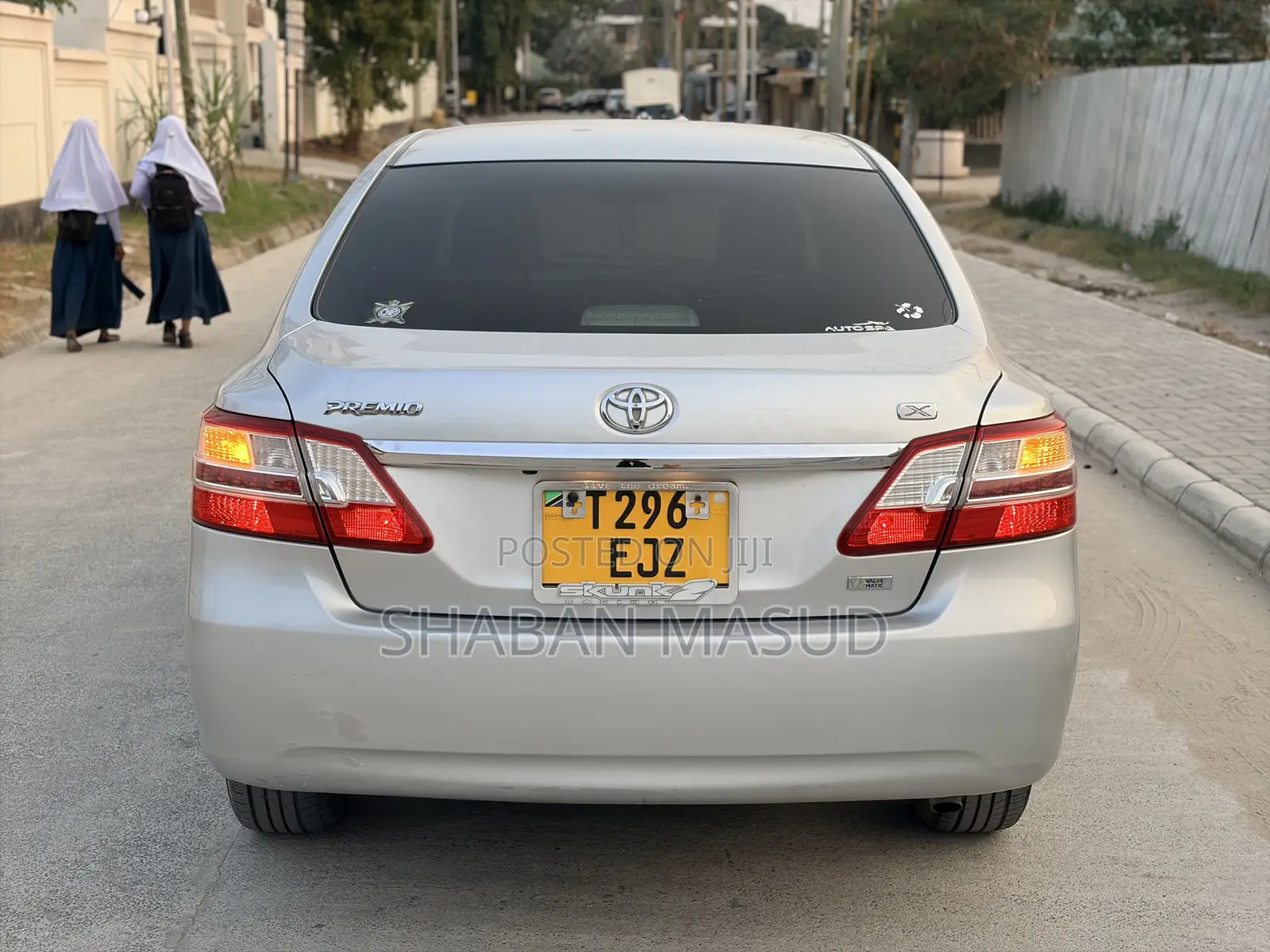Toyota Premio 1.8 AWD 2011 Silver
