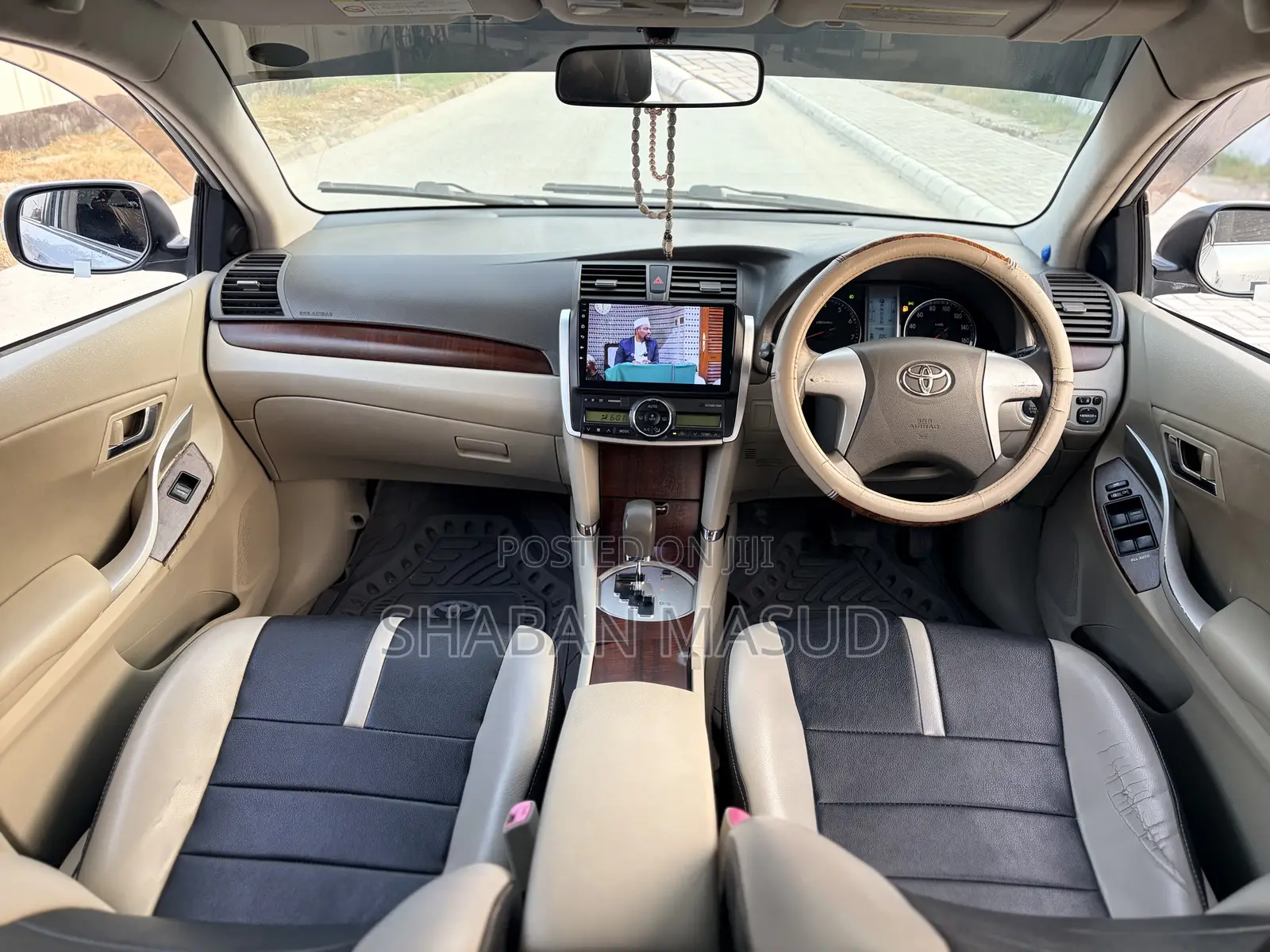 Toyota Premio 1.8 AWD 2011 Silver