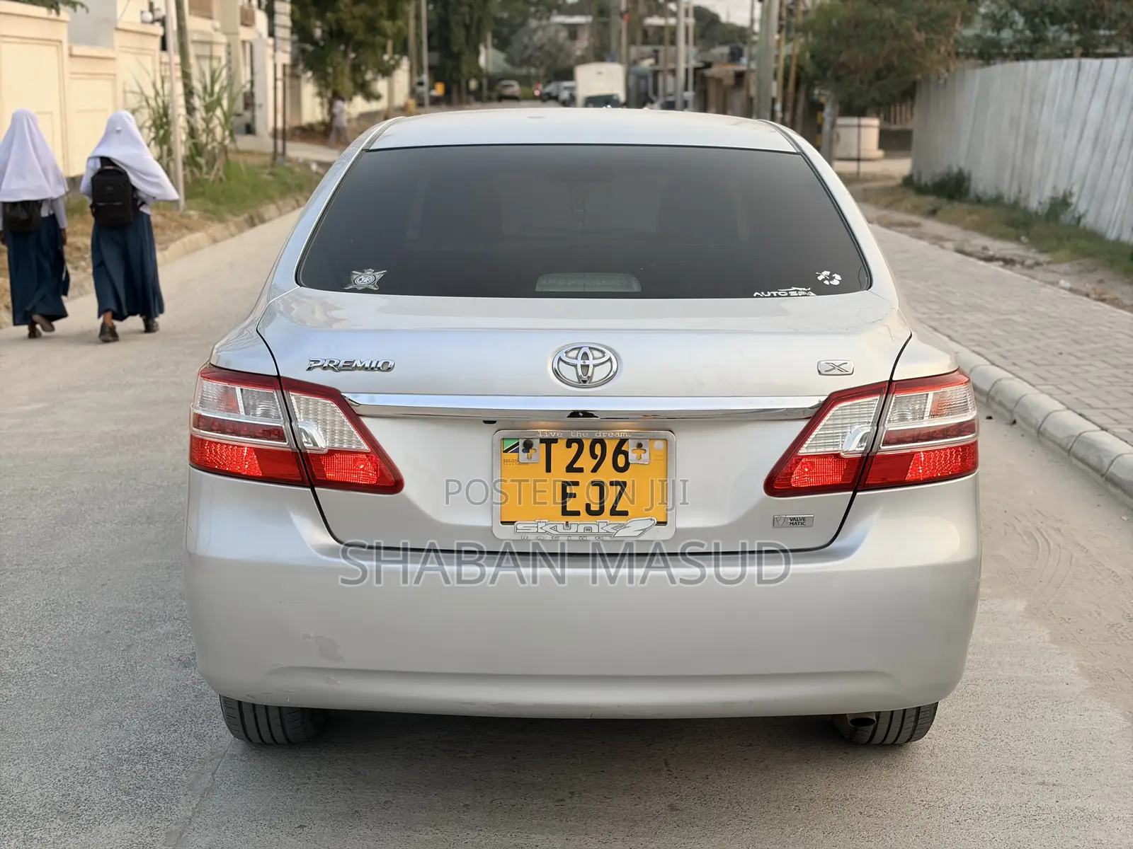 Toyota Premio 1.8 AWD 2011 Silver