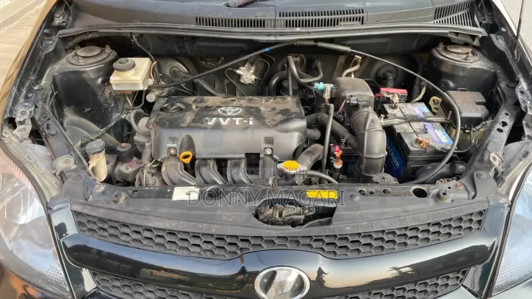 Toyota IST 2006 Black