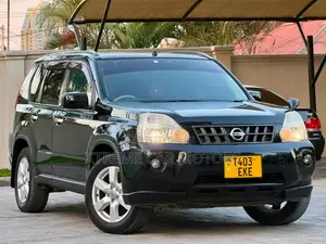 Nissan X-Trail 2010 Black