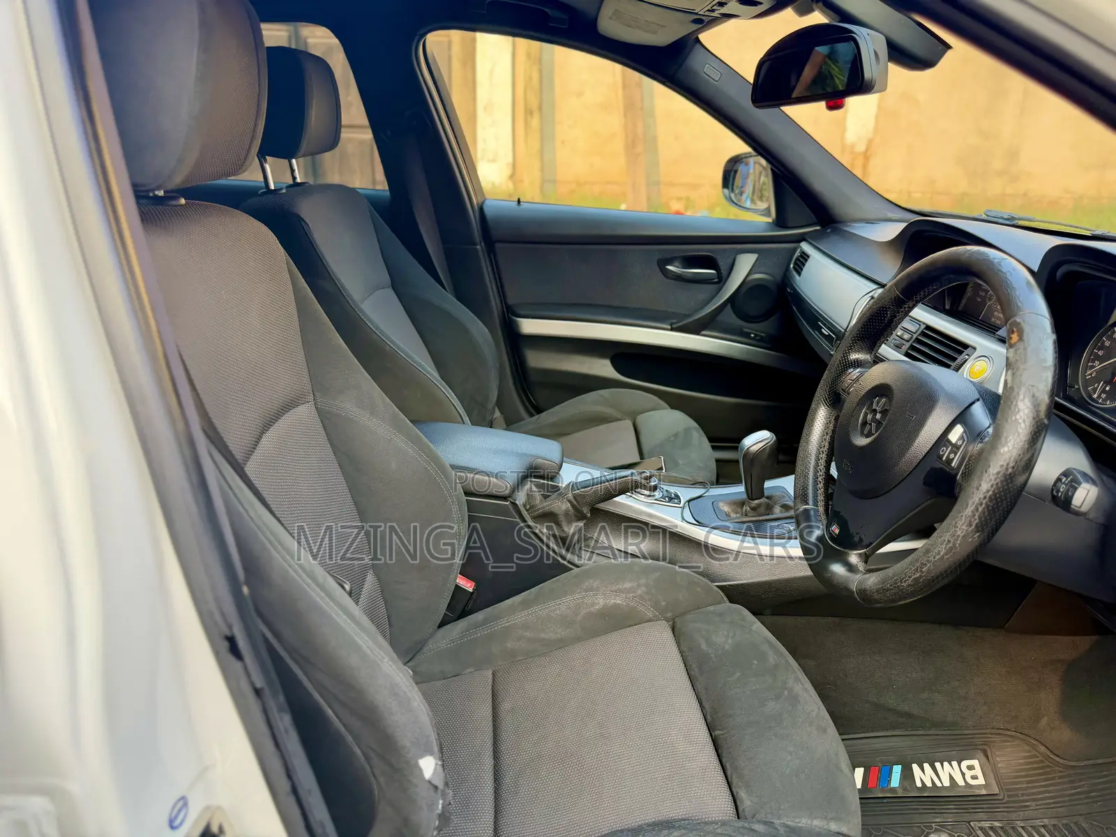 BMW 3 Series 2011 White