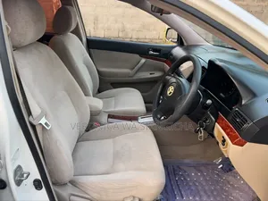 Toyota Premio 2004 White