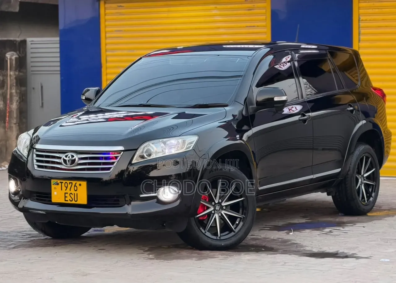 Toyota Vanguard 2012 Black