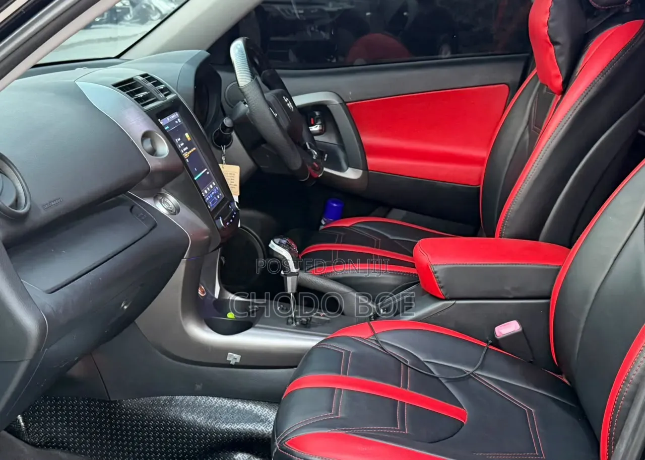 Toyota Vanguard 2012 Black
