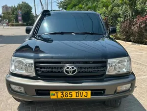 Toyota Land Cruiser HDJ 100 2005 Black