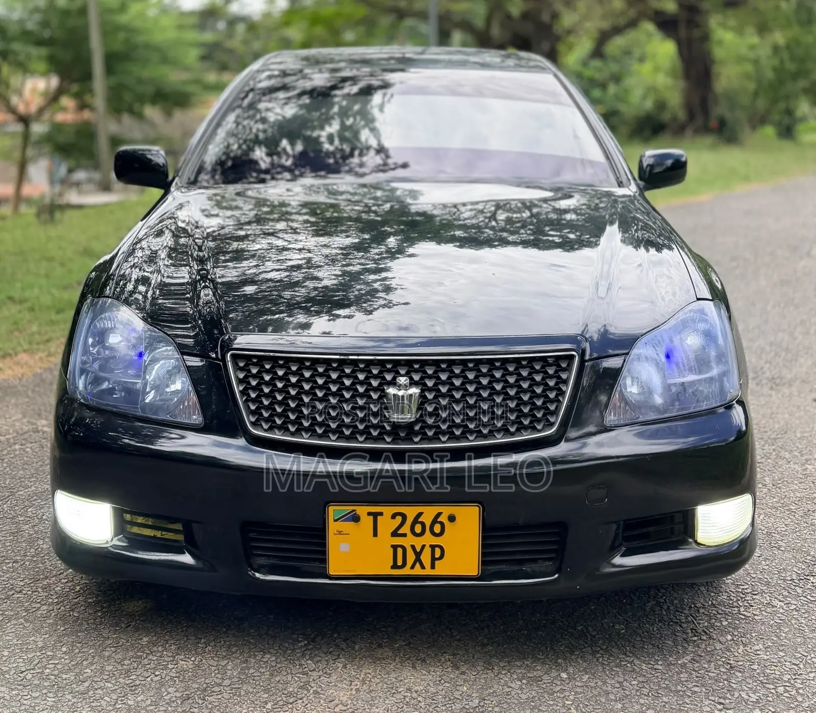 Toyota Crown Royale 2005 Black