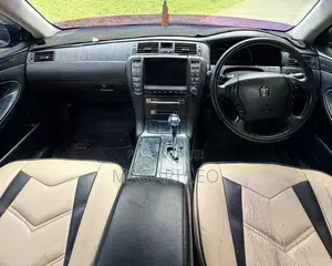 Toyota Crown Royale 2005 Black