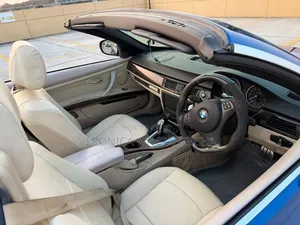 BMW 330 2019 Blue
