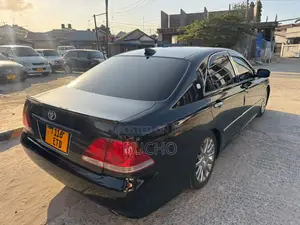 Toyota Crown 2006 Black